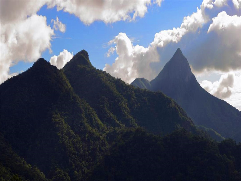 尖峰嶺