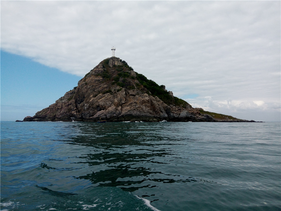 西鼓島
